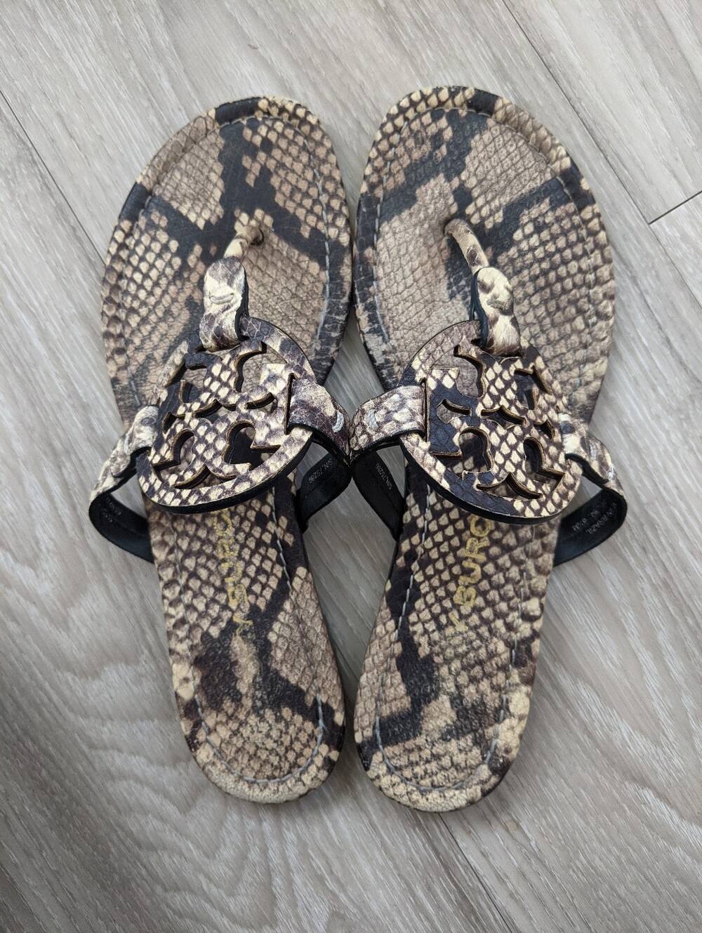 TORY BURCH Snakeskin Print Logo Medallion Toe-Post Sandals - Brown/Tan